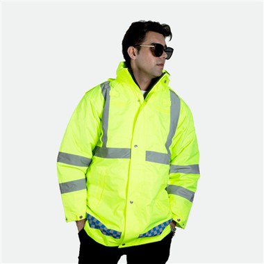 Per realizzare indumenti riflettenti della polizia stradale, quali sono i req...