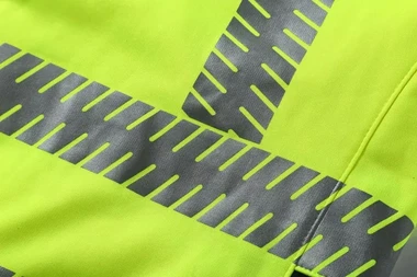 Esistono giubbotti riflettenti invernali ed estivi?